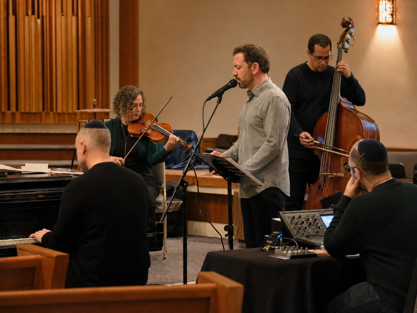 Kol Nidre Needs a Rehearsed Beginning and a Quiet Ending